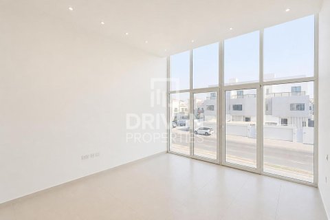 4 bedrooms Villa in Mirdif Villas, UAE No. 189895 12