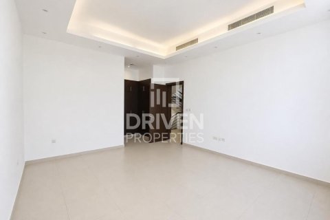 4 bedrooms Villa in Mirdif Villas, UAE No. 189895 7