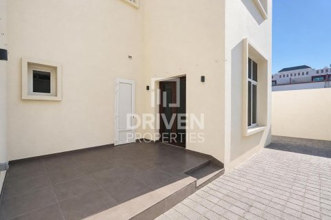 4 bedrooms Villa in Mirdif Villas, UAE No. 189895 24