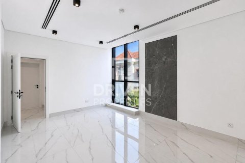 4 bedrooms Townhouse in Mirdif Villas, UAE No. 189899 13