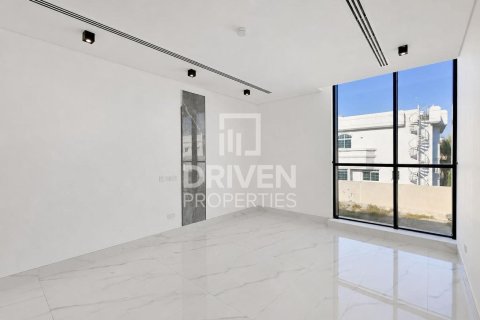 4 bedrooms Townhouse in Mirdif Villas, UAE No. 189899 11