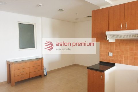 Apartment de 1 dormitorio en Dubai Sports City, UAE No. 203239 4