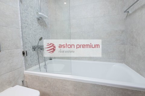 Apartment de 3 dormitorios en Jumeirah Village Circle, UAE No. 203236 21