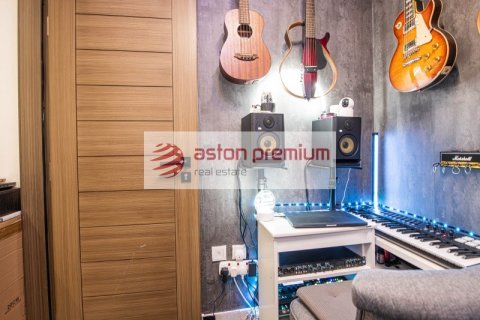 Apartment de 3 dormitorios en Jumeirah Village Circle, UAE No. 203236 16
