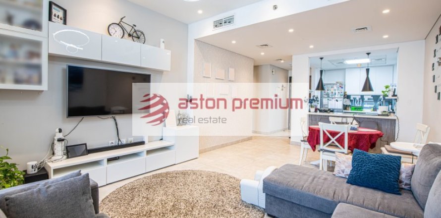 Apartment de 3 dormitorios en Jumeirah Village Circle, UAE No. 203236