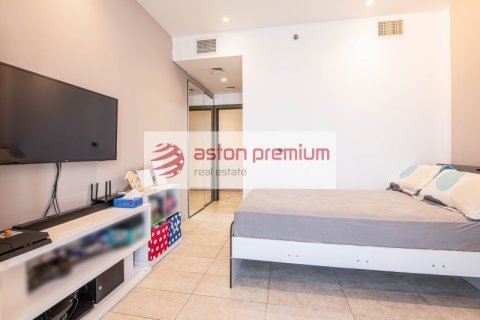 Apartment de 3 dormitorios en Jumeirah Village Circle, UAE No. 203236 22