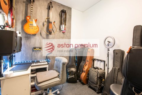 Apartment de 3 dormitorios en Jumeirah Village Circle, UAE No. 203236 17