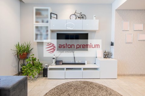 Apartment de 3 dormitorios en Jumeirah Village Circle, UAE No. 203236 3