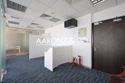 86m² Office in Jumeirah Lake Towers, UAE No. 139972