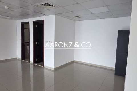 107m² Office in Jumeirah Lake Towers, UAE No. 139969 9