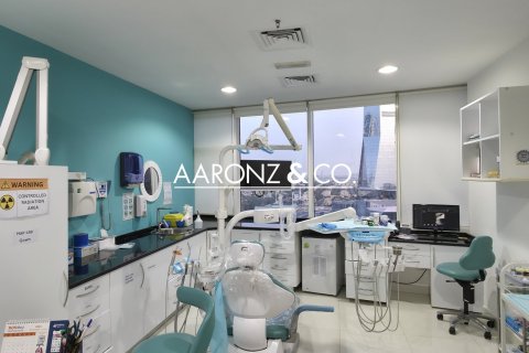 255m² Office in Jumeirah Lake Towers, UAE No. 139970 11