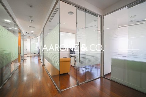 84m² Office in Jumeirah Lake Towers, UAE No. 139973 3