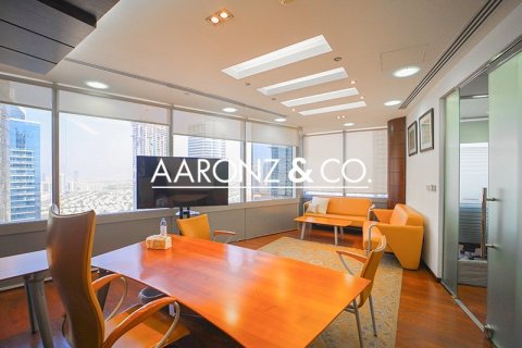 84m² Office in Jumeirah Lake Towers, UAE No. 139973