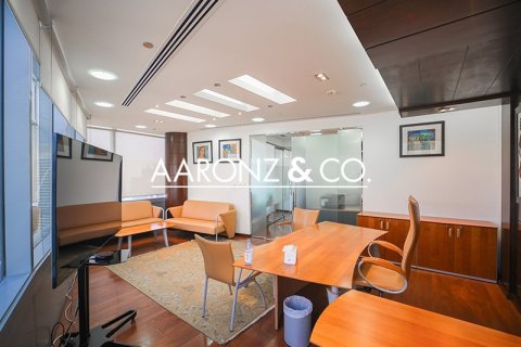 84m² Office in Jumeirah Lake Towers, UAE No. 139973 4