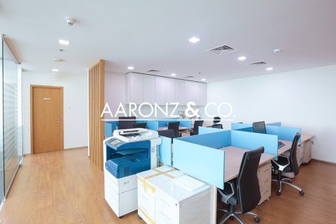 160m² Office in Jumeirah Lake Towers, UAE No. 139974 6