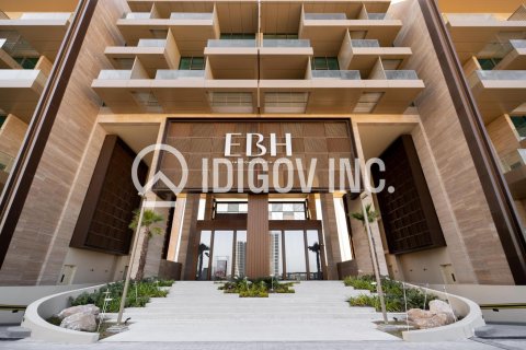 3 bedrooms Apartment in Palm Jumeirah, UAE No. 85991 1