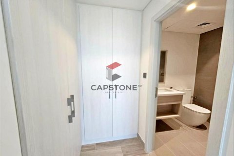Villa de 5 dormitorios en  Yas Island, UAE No. 86377 16