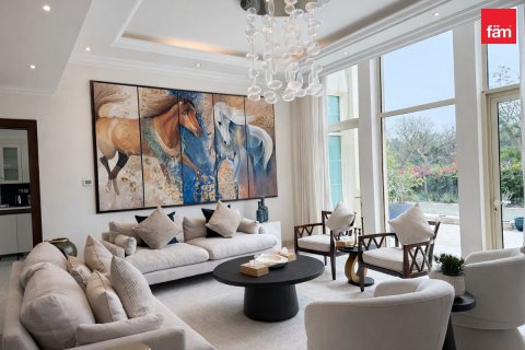 Villa de 4 dormitorios en Jumeirah Islands, UAE No. 210700 18
