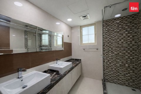 Villa de 4 dormitorios en Jumeirah Islands, UAE No. 210700 27