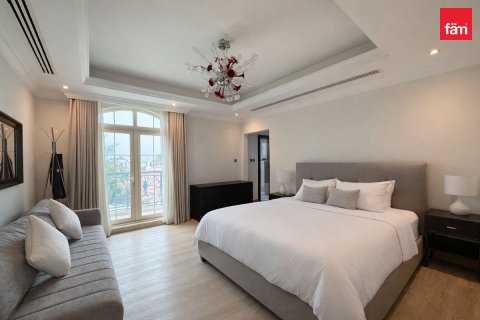 Villa de 4 dormitorios en Jumeirah Islands, UAE No. 210700 30