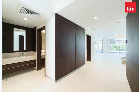 4 bedrooms Villa in Al Sufouh, UAE No. 210704 6