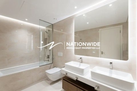 2 bedrooms Apartment in Dubai, UAE No. 143013 9