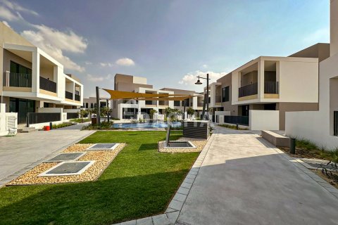 Таунхаус с 3 спальнями в Arabian Ranches 3, ОАЭ №155748 3