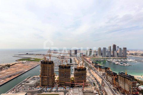 Пентхаус с 3 спальнями в Emirates Crown, ОАЭ №155747 9