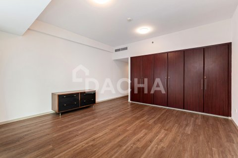 Пентхаус с 3 спальнями в Emirates Crown, ОАЭ №155747 16