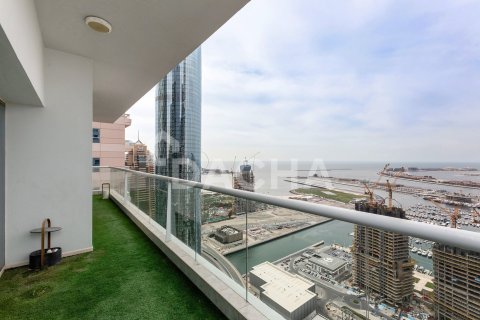 Пентхаус с 3 спальнями в Emirates Crown, ОАЭ №155747 8