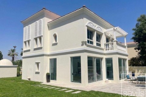 Вилла с 3 спальнями в Jumeirah Village Triangle, ОАЭ №193969