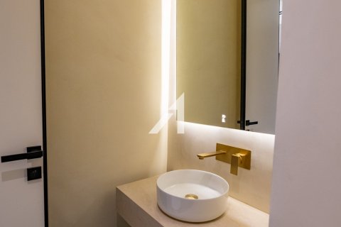 2 bedrooms Apartment in Central Park Tower, UAE No. 144055 16