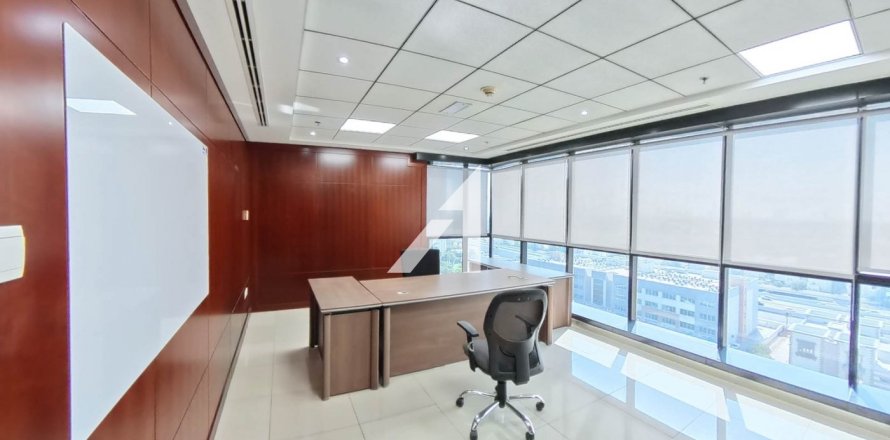 246m² Office in Lake Allure, UAE No. 144056