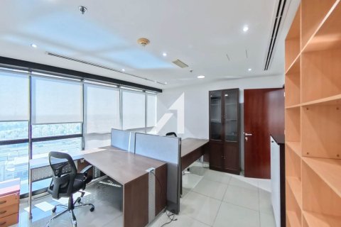246m² Office in Lake Allure, UAE No. 144056 7