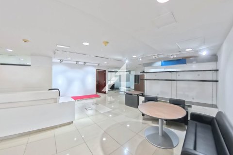 246m² Office in Lake Allure, UAE No. 144056 5