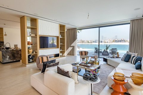 6 bedrooms Villa in Garden Homes, UAE No. 144060 5