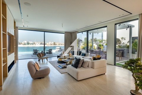 6 bedrooms Villa in Garden Homes, UAE No. 144060 16