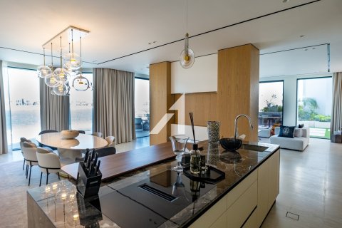 6 bedrooms Villa in Garden Homes, UAE No. 144060 10