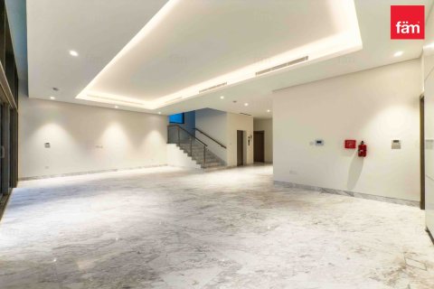 Вилла с 4 спальнями в Дубай, ОАЭ №117706 3