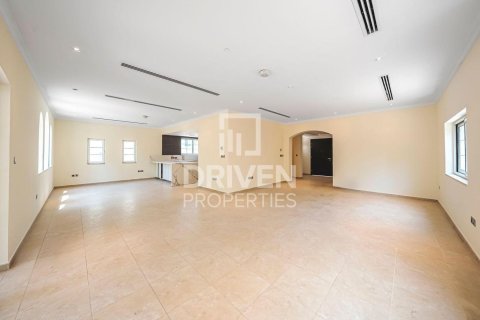 Villa de 3 chambres à Jumeirah Park, UAE No. 193292 7