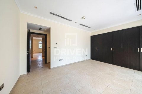 Villa de 3 chambres à Jumeirah Park, UAE No. 193292 11