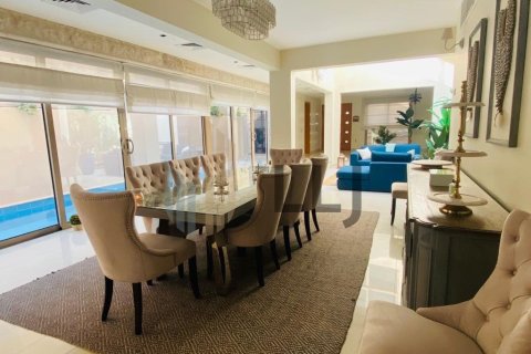 Вилла с 5 спальнями  №131519 11