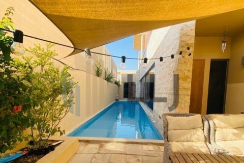 Вилла с 5 спальнями  №131519 2