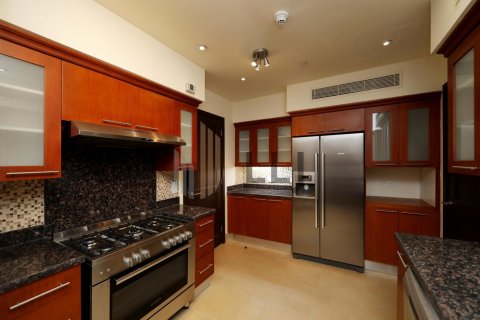 Квартира с 3 спальнями  №131517 19