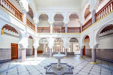 Вилла с 6 спальнями в Jumeirah 3, ОАЭ №192956 4