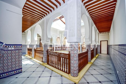 Вилла с 6 спальнями в Jumeirah 3, ОАЭ №192956 13