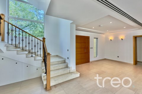 4 غرف نوم فيلا في Legacy, الإمارات العربية المتحدة رقم 173940 6