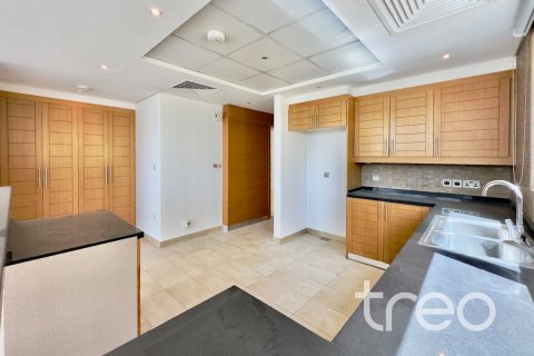 4 غرف نوم فيلا في Legacy, الإمارات العربية المتحدة رقم 173940 7