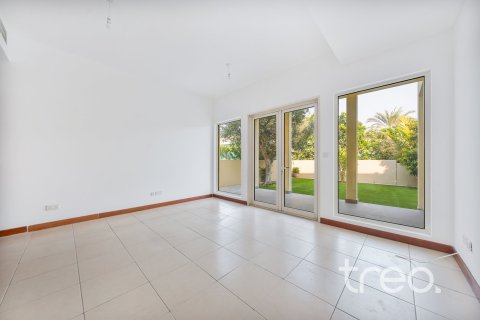Villa de 3 dormitorios en Saheel, UAE No. 173944 6