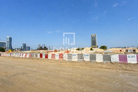 Land de 2091.9m² à Dubai, UAE No. 207113 8